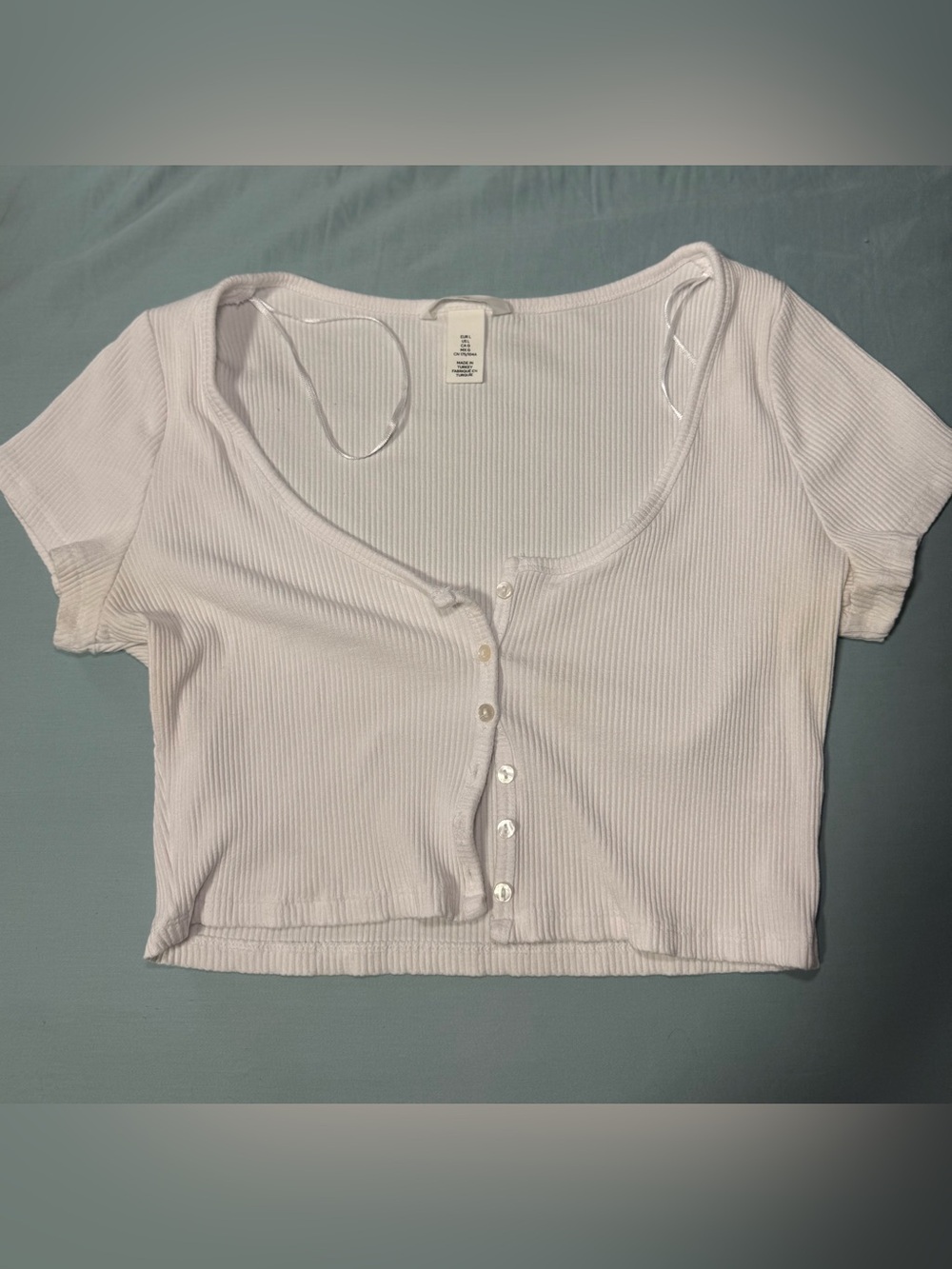 H&M White Ribbed Scoop Button-Front Crop Top